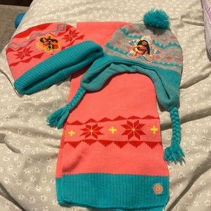 Hat and scarf set